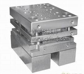 汽車?yán)帜＞?汽車保險杠模具,汽車天窗模具,汽車內(nèi)飾件模具,汽車外飾件模具 臺州市黃巖青榮華模具廠